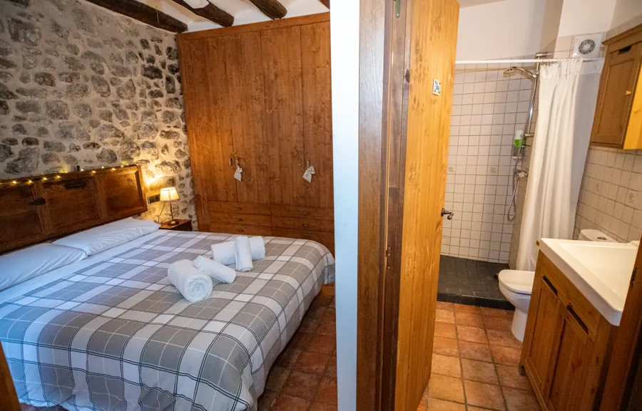 1. Habitació de matrimoni amb suite, 2